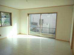 リビング　2023年3月11日撮影♪広々としたとても明るいリビングです♪