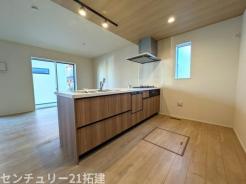 キッチン　2026年2月2日撮影♪広々としたとても明るいキッチンです♪