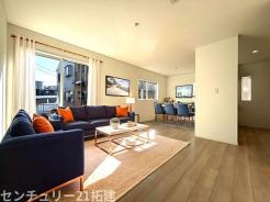 リビング　2026年1月11日撮影♪広々としたとても明るいリビングです♪家具はCGになります♪