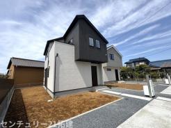 外観　がっちりした骨組みで安心！保険により万が一の瑕疵(欠陥)補償費用を１０年サポート♪
