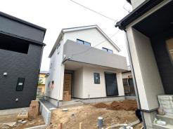 外観　がっちりした骨組みで安心！保険により万が一の瑕疵(欠陥)補償費用を１０年サポート♪
