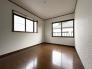 洋室　2026年3月16日撮影♪シンプルですっきりとした室内は飽きのこない居心地の良い雰囲気。自分好みの空間を創り上げてください♪