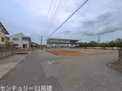 前面道路含む現地写真 2026年4月18日撮影♪前面道路です♪