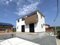 外観 がっちりした骨組みで安心!保険により万が一の瑕疵(欠陥)補償費用を10年サポート♪