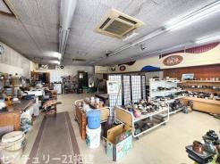 その他現地 1階店舗部分になります。