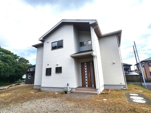 外観 リフォーム済です♪ぜひ、ご内見下さい♪