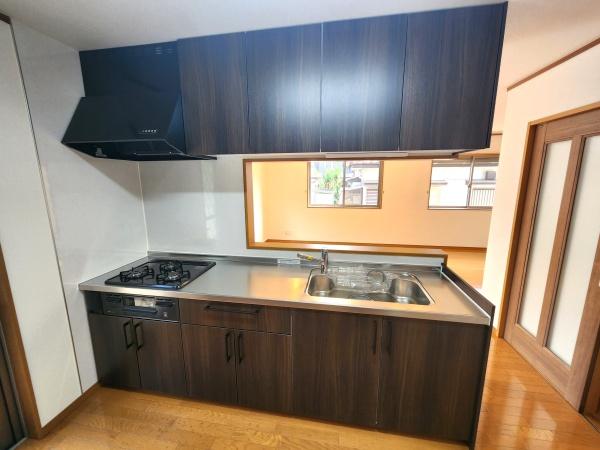 キッチン 2024年9月26日撮影♪広々としたとても明るいキッチンです♪