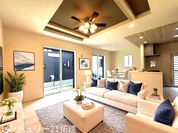 リビング 2026年4月11日撮影♪大きな窓のあるリビングは、陽光あふれる明るい空間です。居心地良く、ご家族皆がゆったり寛げる憩いの空間となりそうです♪家具はCGになります。