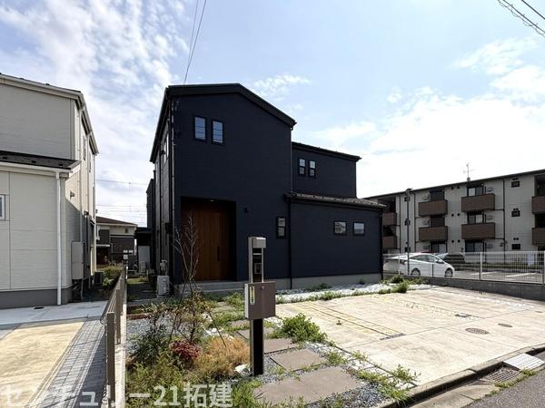 外観　暖かく・明るい陽ざしが差込むお家で家族団らんステキな時間を♪